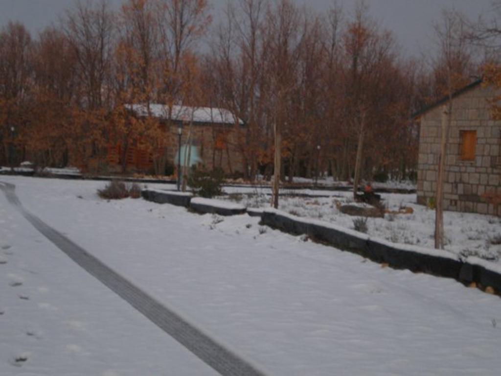 Cabanas Vallecino Мансаналь-де-лос-Инфантес Экстерьер фото
